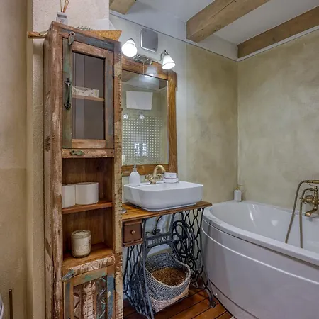 Apartman Foska Country With Private Pool- Happy *