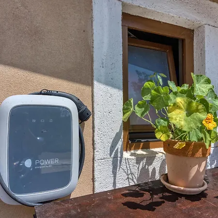 Foska Country With Pool - Happy Apartamento Bibici