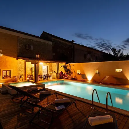 Apartamento Foska Country With Pool - Happy Bibici