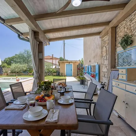 Foska Country With Private Pool- Happy דירה *